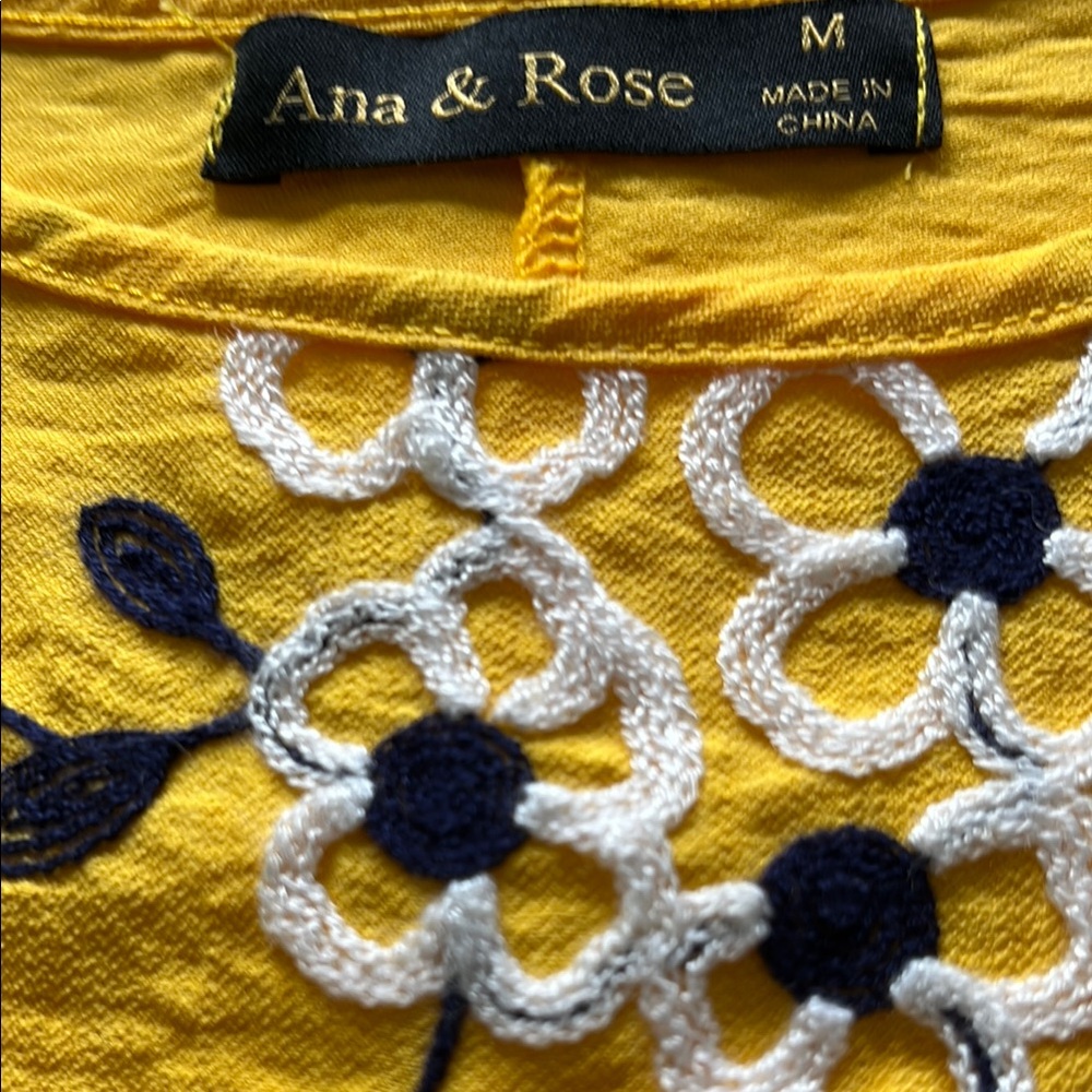 Ana & Rose Elegant Yellow Woman’s Embroidery Tunic Dress Size Medium - Picture 2 of 7